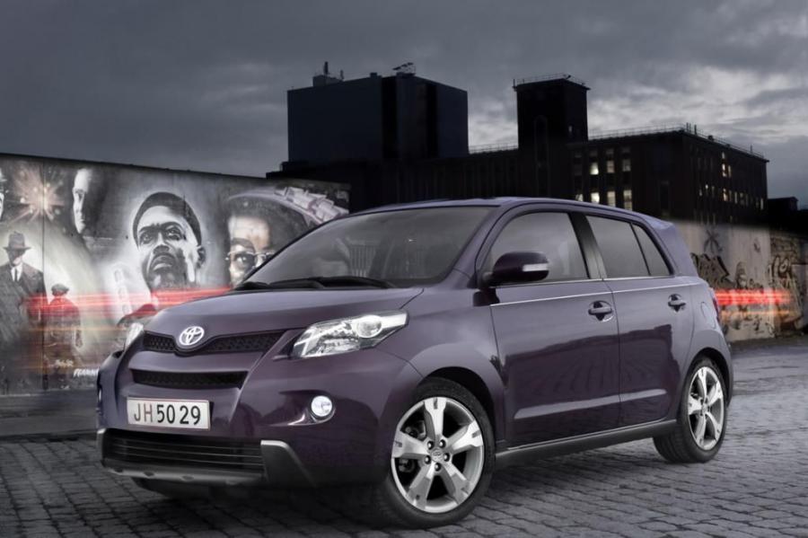  Toyota Urban Cruiser 2008 года  (фото 30 из 31)